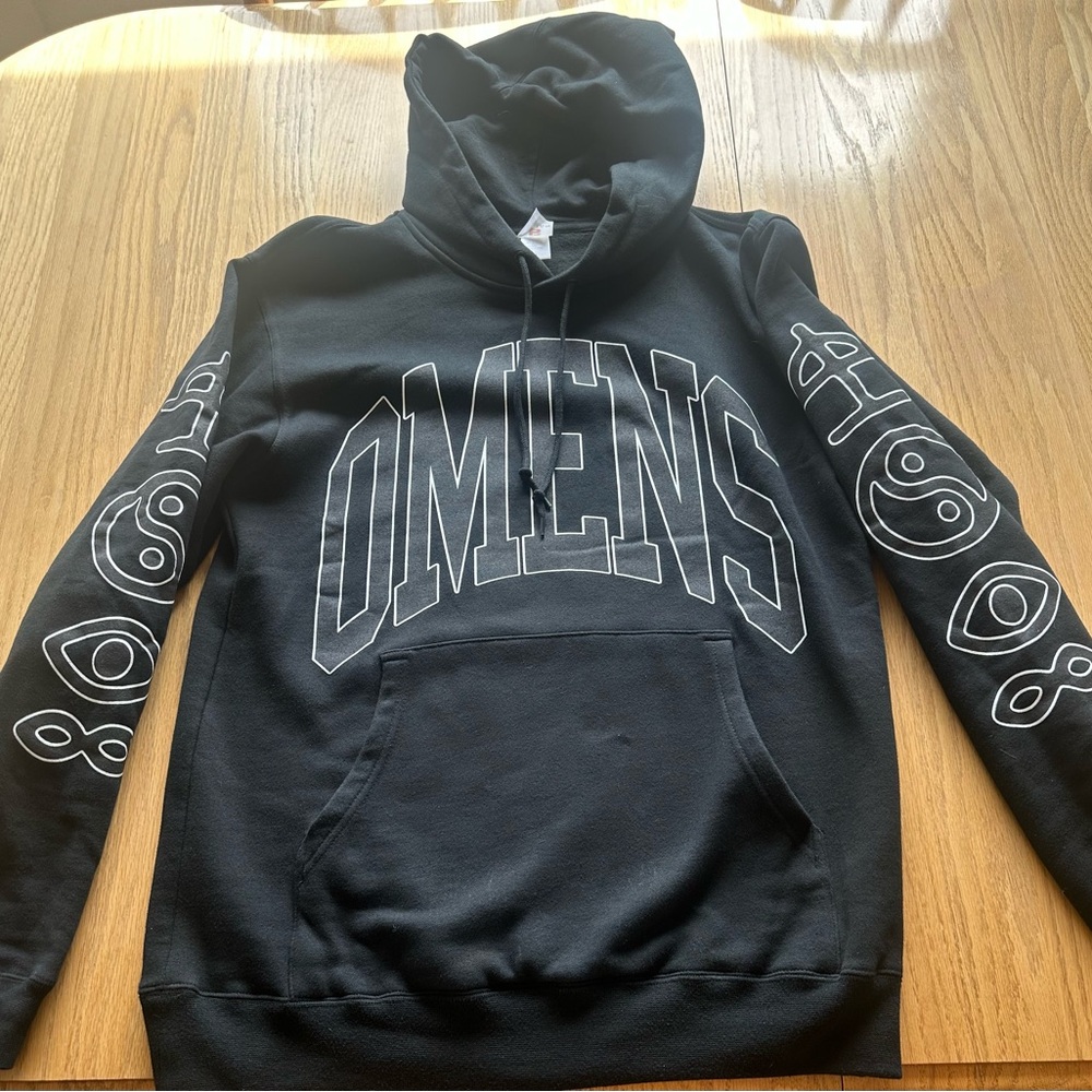 RARE Unisex No Longer Available Size Medium Official Bad Omens Hoodie!!